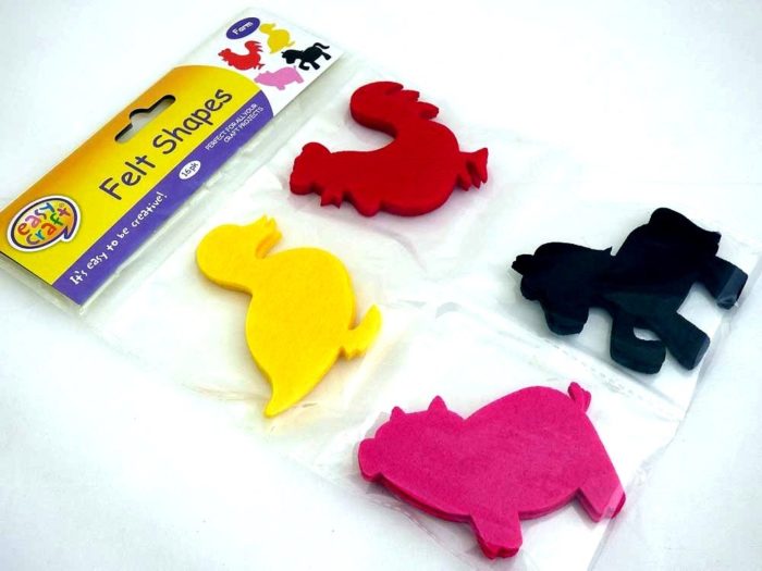 16 Felt Shapes - FARM ANIMALS