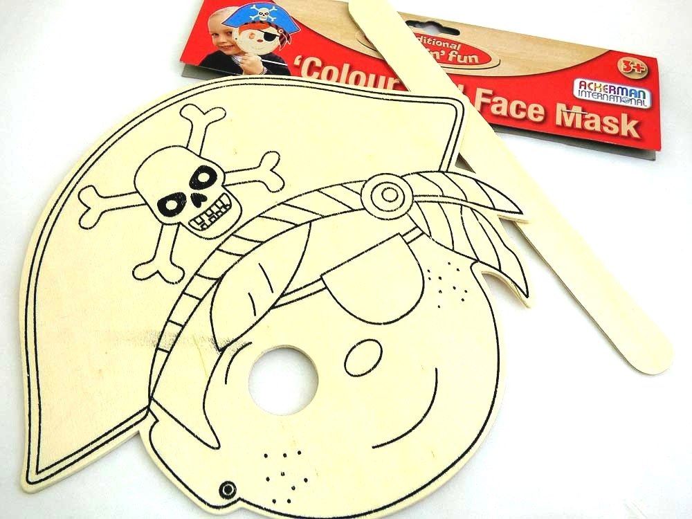 Wooden Colour-In Face Mask Pirate